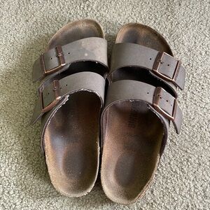 Mocha Arizona Birkenstocks